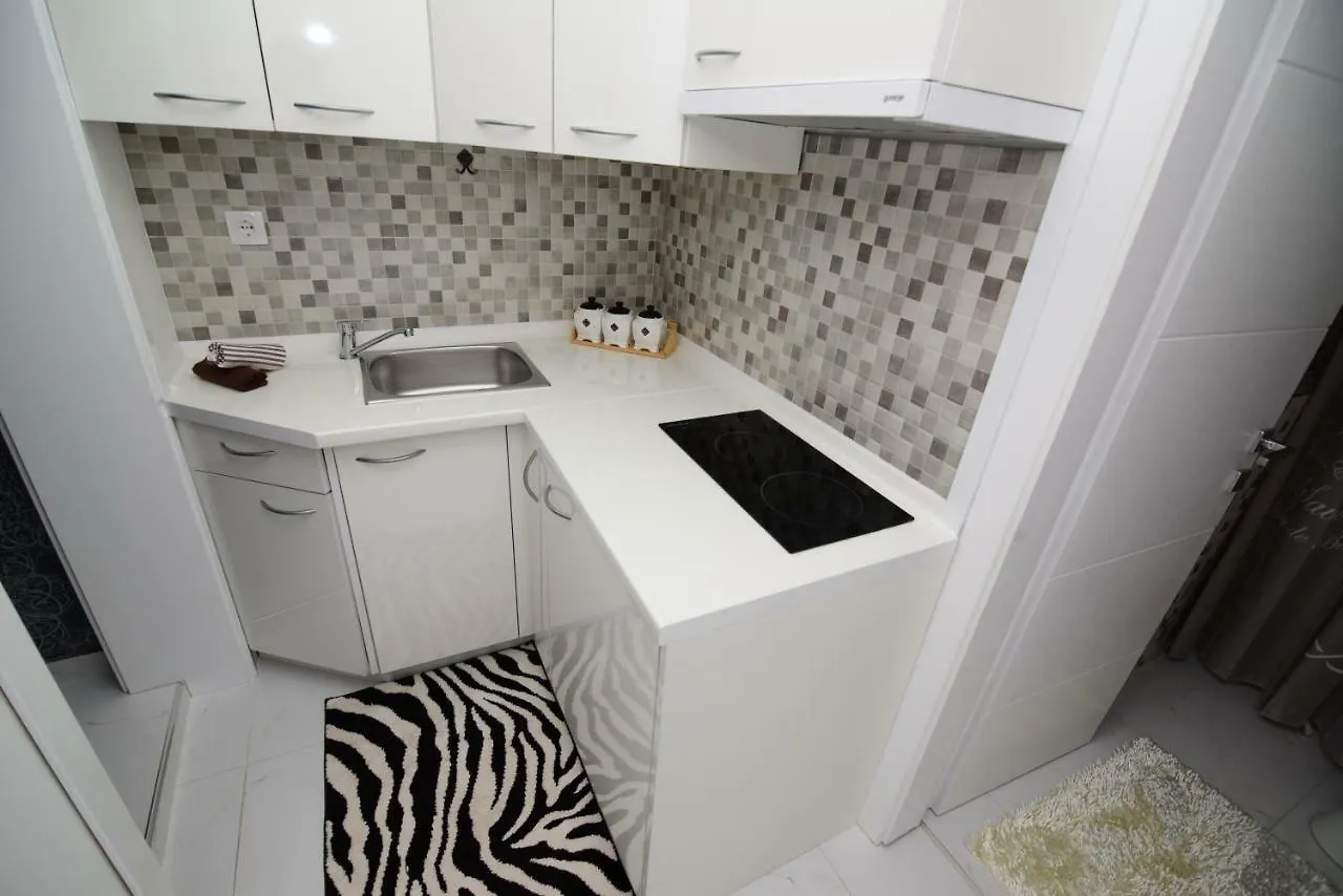 Apartments Villa Morena Мали-Лошинь Хорватия
