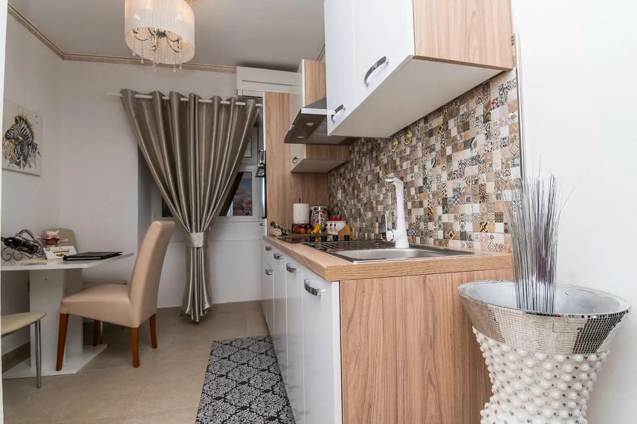 Apartments Villa Morena Мали-Лошинь